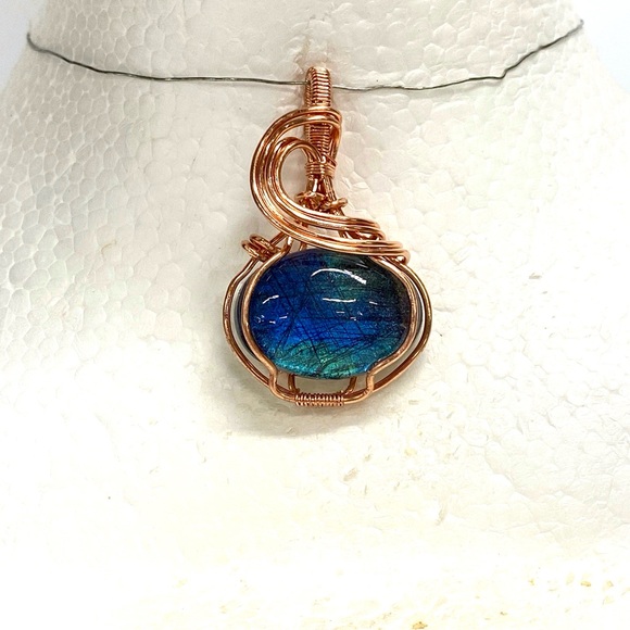 HANDMADE Faux Labradorite Resin Art Hand Wrapped Bare Copper Statement Pendant - Picture 6 of 8